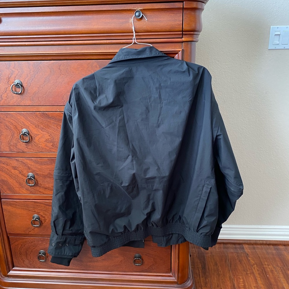 Zero Restrictions black, Goretex all weather golf jacket. Size L. - Picture 2 of 15